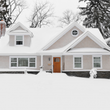 5 Winter Home Selling Tips to Elevate Curb Appeal